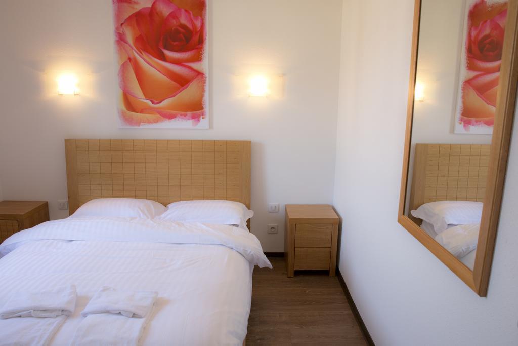 Comfort Aparthotel Mutzig Portes D'Alsace Екстер'єр фото