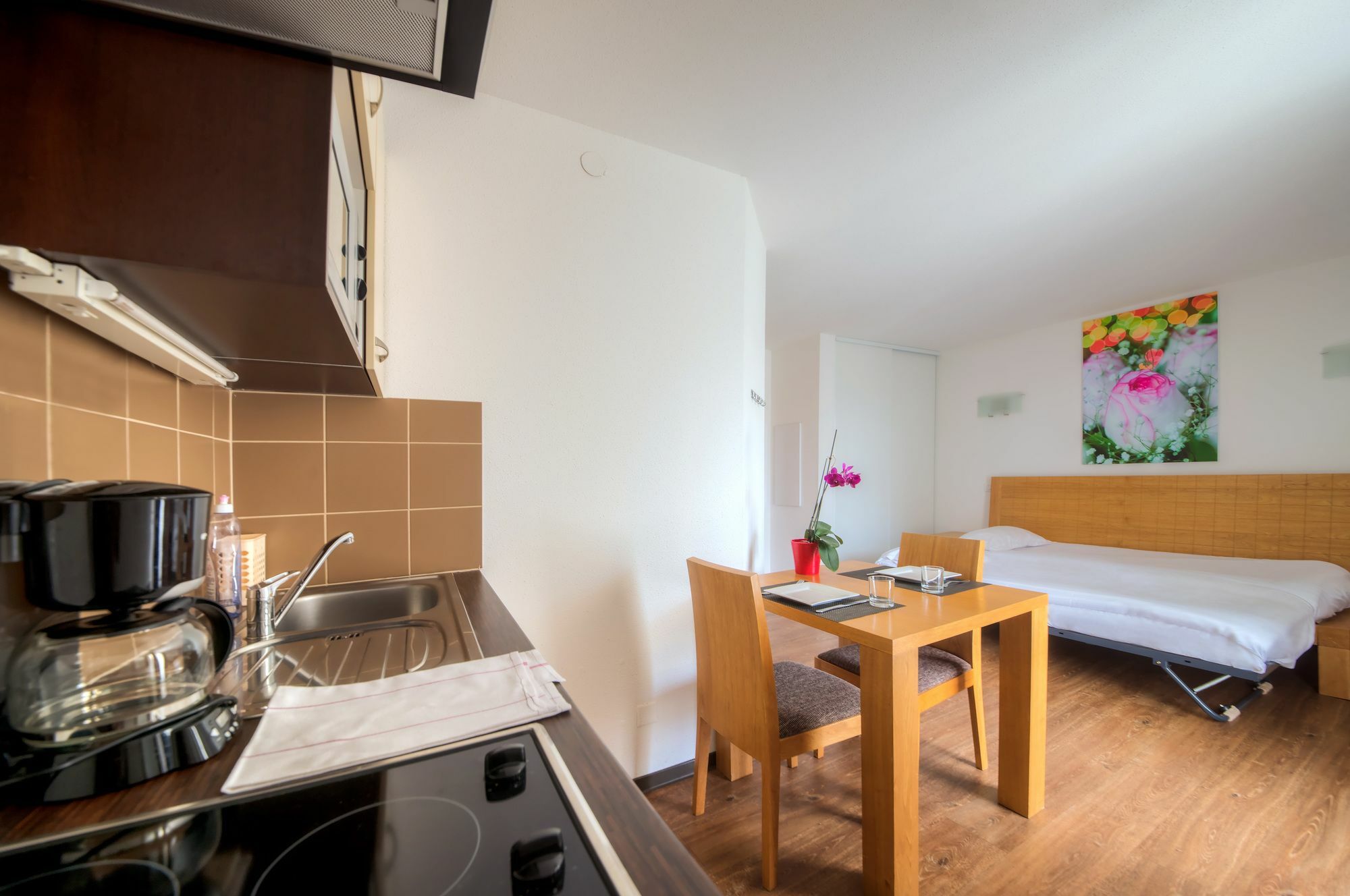 Comfort Aparthotel Mutzig Portes D'Alsace Екстер'єр фото
