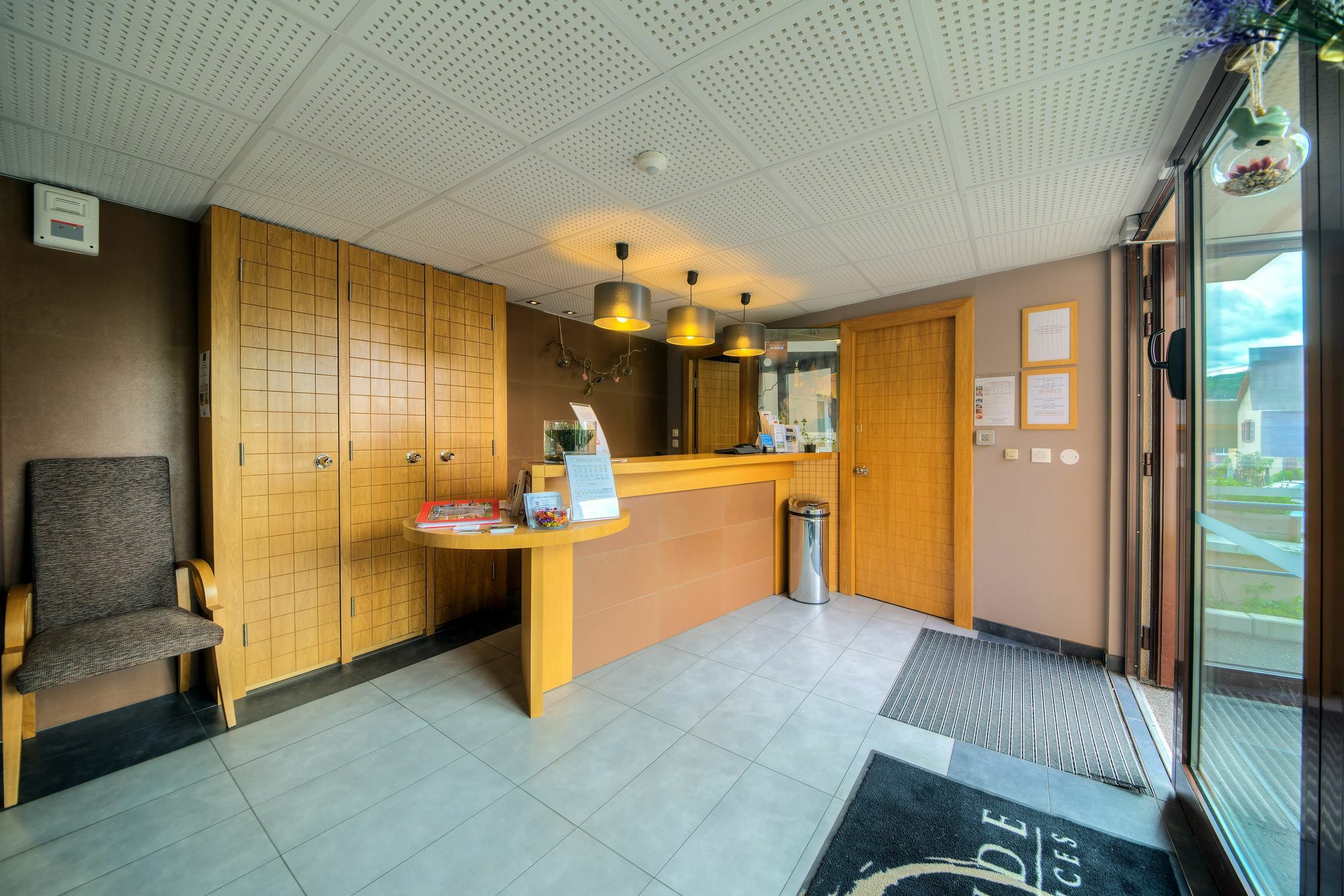 Comfort Aparthotel Mutzig Portes D'Alsace Екстер'єр фото